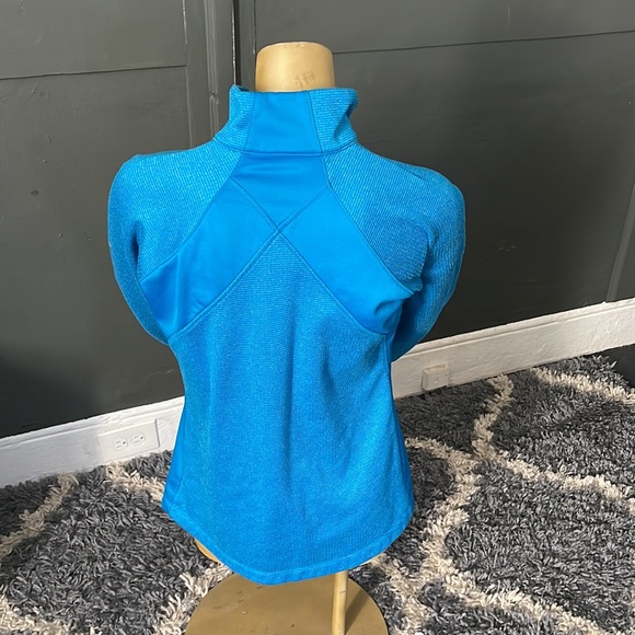 Medium Blue Columbia 1/4 zip sweatshirt - Picture 4 of 4